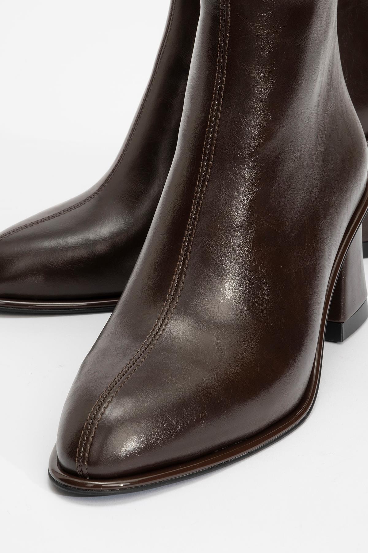 Maura Block Heel Boot Brown