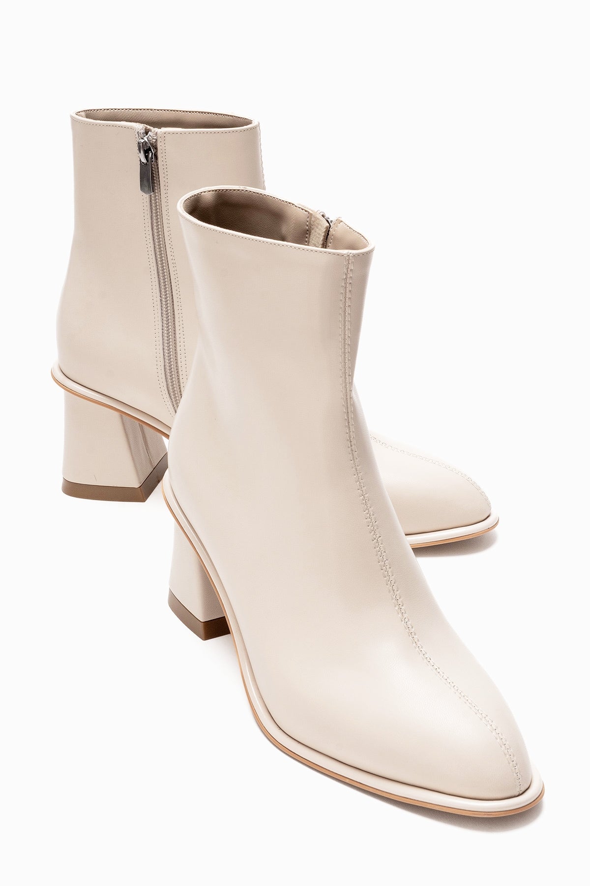 Maura Block Heel Boot Off-White