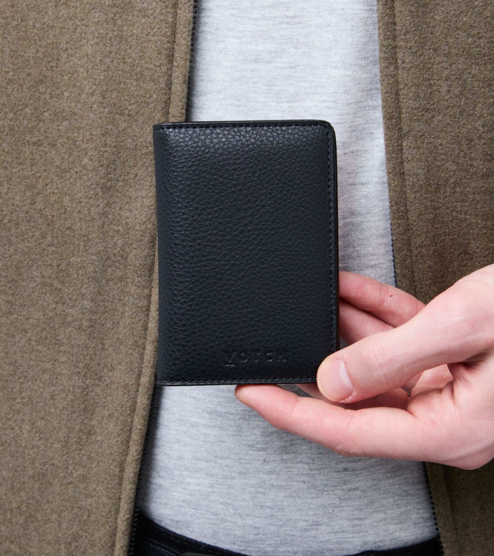 Wilf Vegan Bio-Based Bamboo Bifold Wallet in Black by Votch - Bare Fashion
