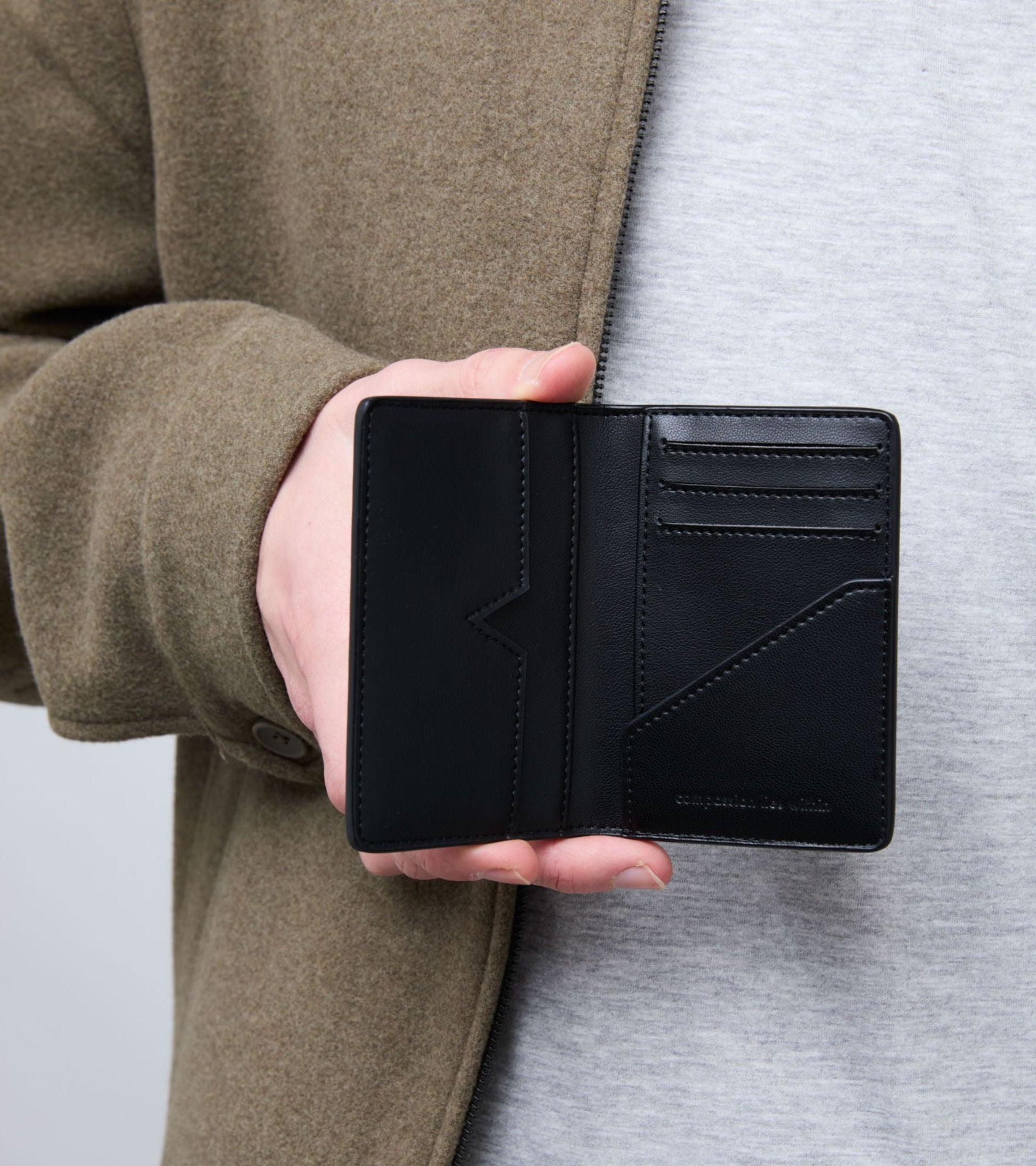 Wilf Vegan Bio-Based Bamboo Bifold Wallet in Black by Votch - Bare Fashion